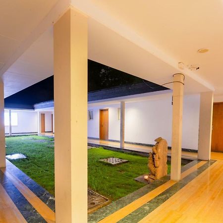 Mint Koregaon Park Next To Osho Ashram Pune Esterno foto