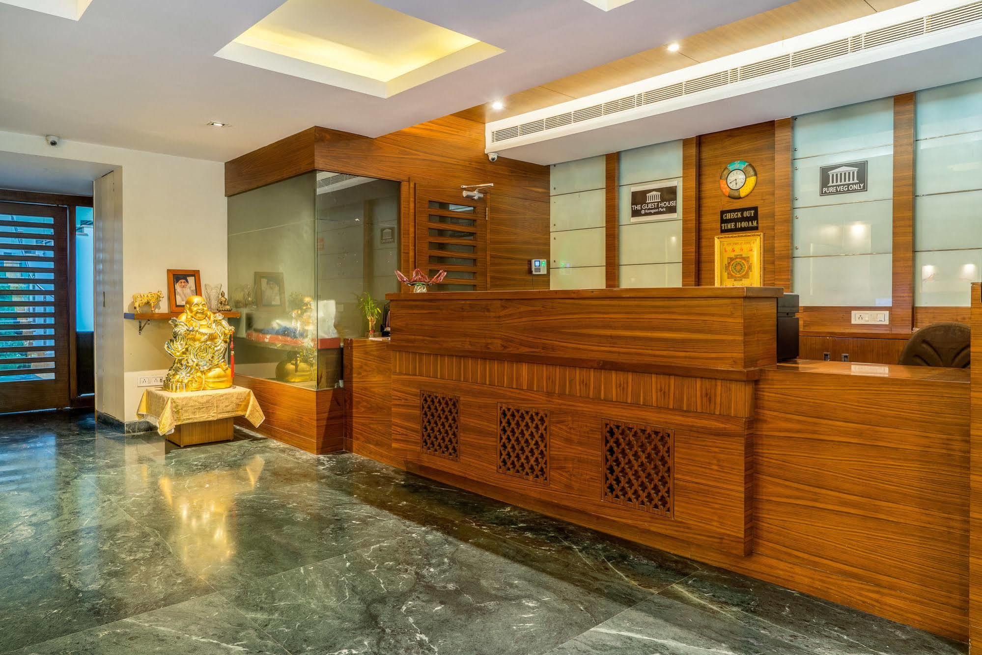 Mint Koregaon Park Next To Osho Ashram Pune Esterno foto