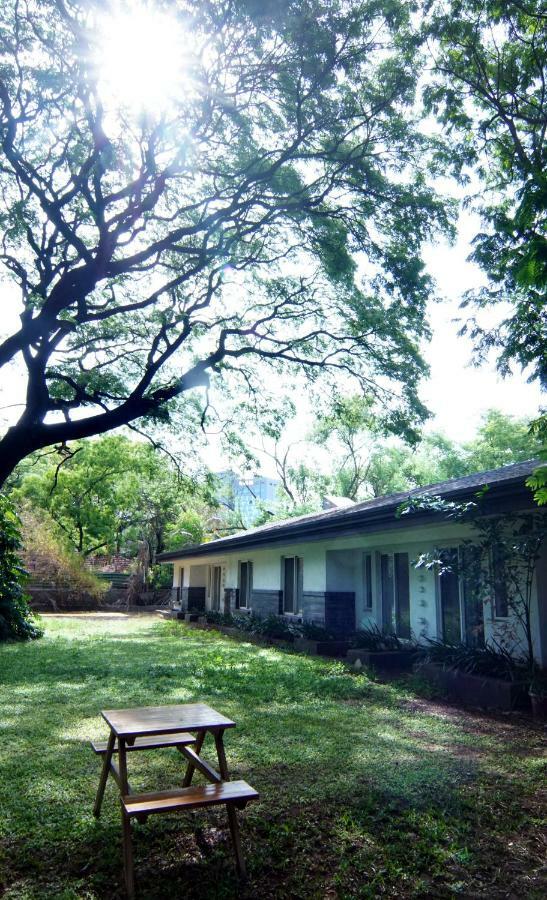 Mint Koregaon Park Next To Osho Ashram Pune Esterno foto