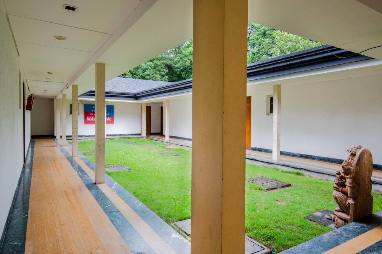 Mint Koregaon Park Next To Osho Ashram Pune Esterno foto